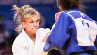 Анастасия Балабан завоюва сребърен медал за България на европейския младежки