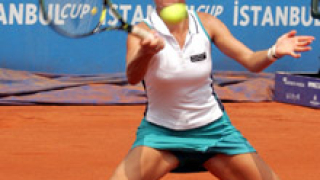 WTA Истанбул: Елена Дементиева - Альона Бондаренко 7:6, 6:2