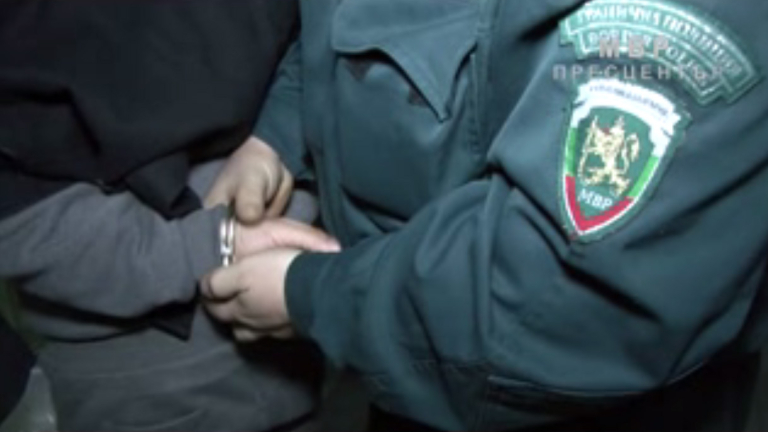 Задържаха 34 имигранти и близо 10 трафиканти в Югоизточна България