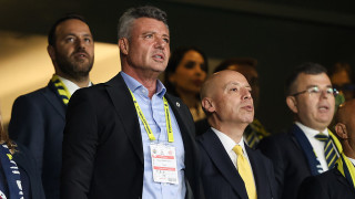 Президентът на Фенербахче Садетин Саран е дал положителна проба за