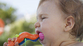 Отварянето на подаръци по време на празниците трябва да бъде