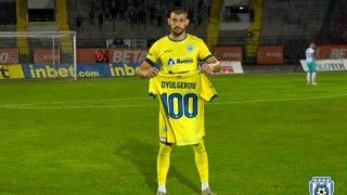 Вратарят Иван Дюлгеров изигра своя юбилеен мач №100 с екипа