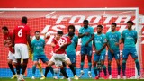  Юнайтед влиза в борба за Тиаго Алкантара 