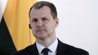 Mладшият коалиционен партньор в литовското правителство За Литва заплаши да