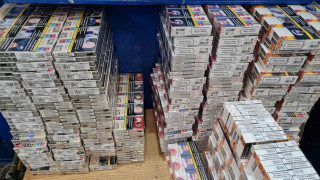 Служители на МП Дунав мост Русе задържаха 1580 кутии