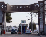 Натоварено движение към границата с Турция и Гърция 