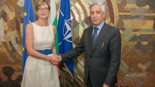 Заместник министър председателят по правосъдната реформа и министър на външните работи