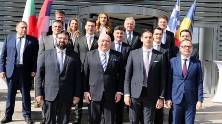 Спортните министри и футболните федерации на България, Румъния, Гърция и Сърбия се събират в Солун
