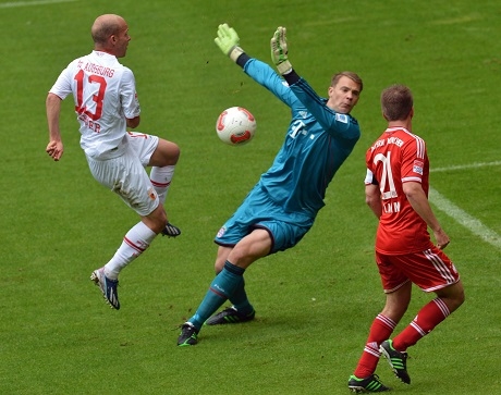 Мануел Ноер №1 за изминалия сезон