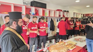 В Петрич се състоя водосвет за освещаване на новите съблекални на стадион