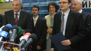 Н. Михайлова оглави евролистата на Синята коалиция