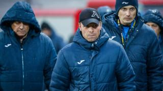 Група от 18 футболисти определи старши треньорът на Левски Елин