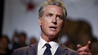 Губернаторът на Калифорния обмисля да се кандидатира за президент на САЩ