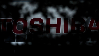 Тoshiba беше отписана в сряда след 74 години на борсата