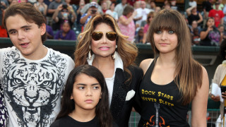 Биги Джексън дава баба си на съд 22 годишният син на