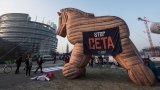 Европарламентът одобри CETA