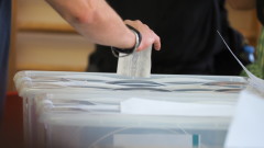 Българите в чужбина гласуват следобед