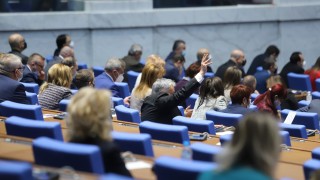 Депутатите приеха на второ четене Закона за филмовата индустрия Повече