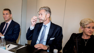 Главният изпълнителен директор на Danske Bank подаде оставка вследствие на