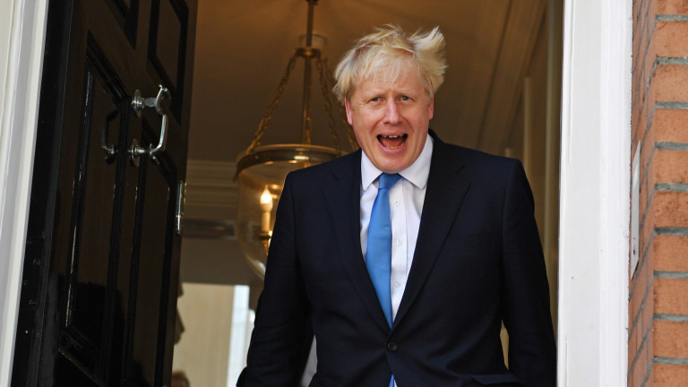 Великобритания е загрижена за консулски служител от Хонконг, задържан в Китай