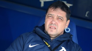 Наставникът на Левски Петър Хубчев очаквано не е останал доволен