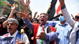Двама убити протестиращи в Багдад след сблъсъци с полицията