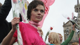 Една от активистките и съоснователки на украинската феминистка група Фемен