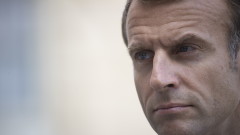 Франция разследва Макрон