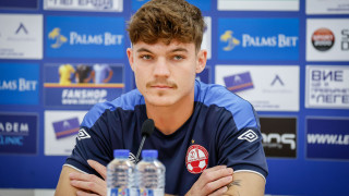 Българският футболен национал Йоан Стоянов се радва че ще играе