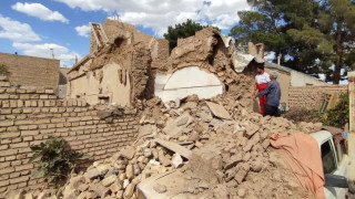 Броят на жертвите на земетресението което удари иранския североизточен град