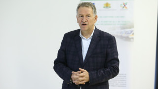 Няма нищо изненадващо в смяната на управителя на Здравната каса Това