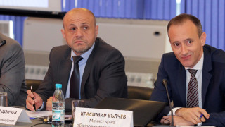 Пускат национален телефон за сигнали за деца, които не са в класните стаи