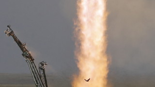 Китай успешно изстреля нова ракета и прототип на космически кораб обяви