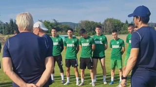 Берое подписа договори с двама от юношите на клуба Първи