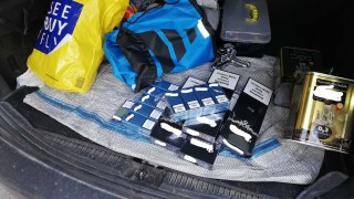 Арестуваха за денонощие 55 годишен варненец за 50 кутии цигари без