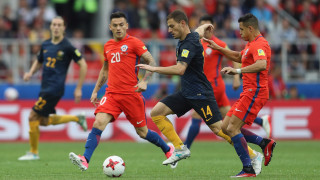 Австралия остана на крачка от изненадата, Чили на полуфинал в Русия