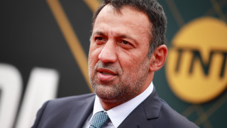 Легендарният сръбски баскетболист Владе Дивац е претърпял пътнотранспортно произшествие в