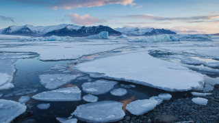 Русия и Западът запазват крехкото сътрудничество в Арктика