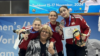 Националният отбор на България в състав Калина Атанасова Мариела Георгиева и