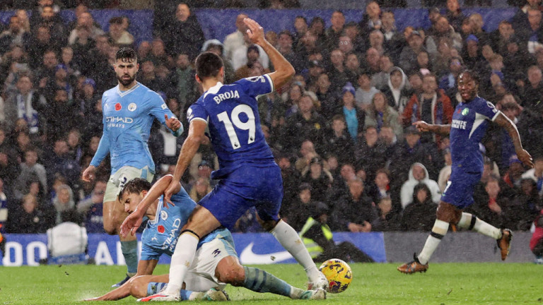 Le match Chelsea-Manchester City s’est terminé sur le score de 4:4 en Premier League anglaise. Le match Chelsea-Manchester City s’est terminé sur le score de 4:4 en Premier League anglaise.