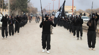 Приходите на „Ислямска държава” от петрол се сринаха