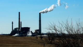 Нов фронт във войната между консервативните политици и ориентираните към