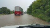  Наводнен е основният път София - Варна 