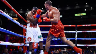 Претендентът за световната титла в тежка категория Кубрат Пулев използва