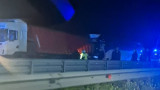 Аавтобус и камион се удариха на АМ "Хемус" край София, има жертва и ранени