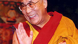 Далай Лама влиза в болница за изследвания