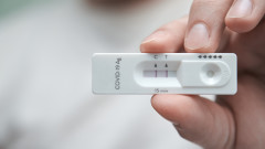 Все повече болни от COVID-19 у нас, ваксините в аптеките са почти изчерпани