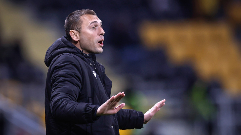 Лъчезар Балтанов остава начело на Ботев Пловдив