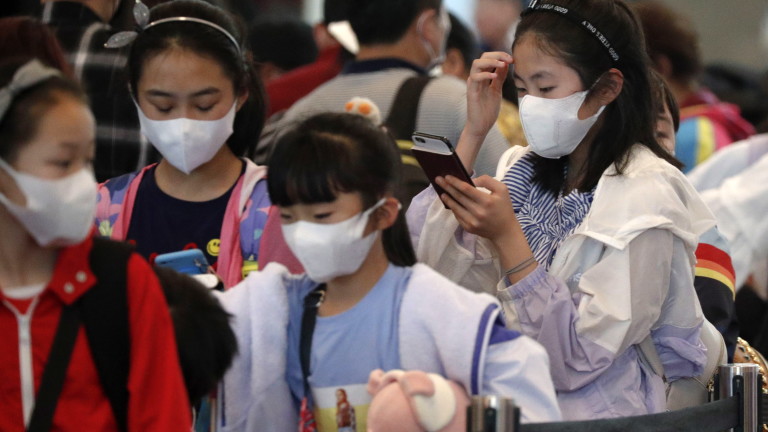 Китайската здравна комисия, която стриктно контролира новините за заболелите от