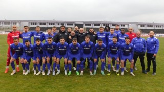 С 22 футболисти започна подготовката си за новия сезон Етър